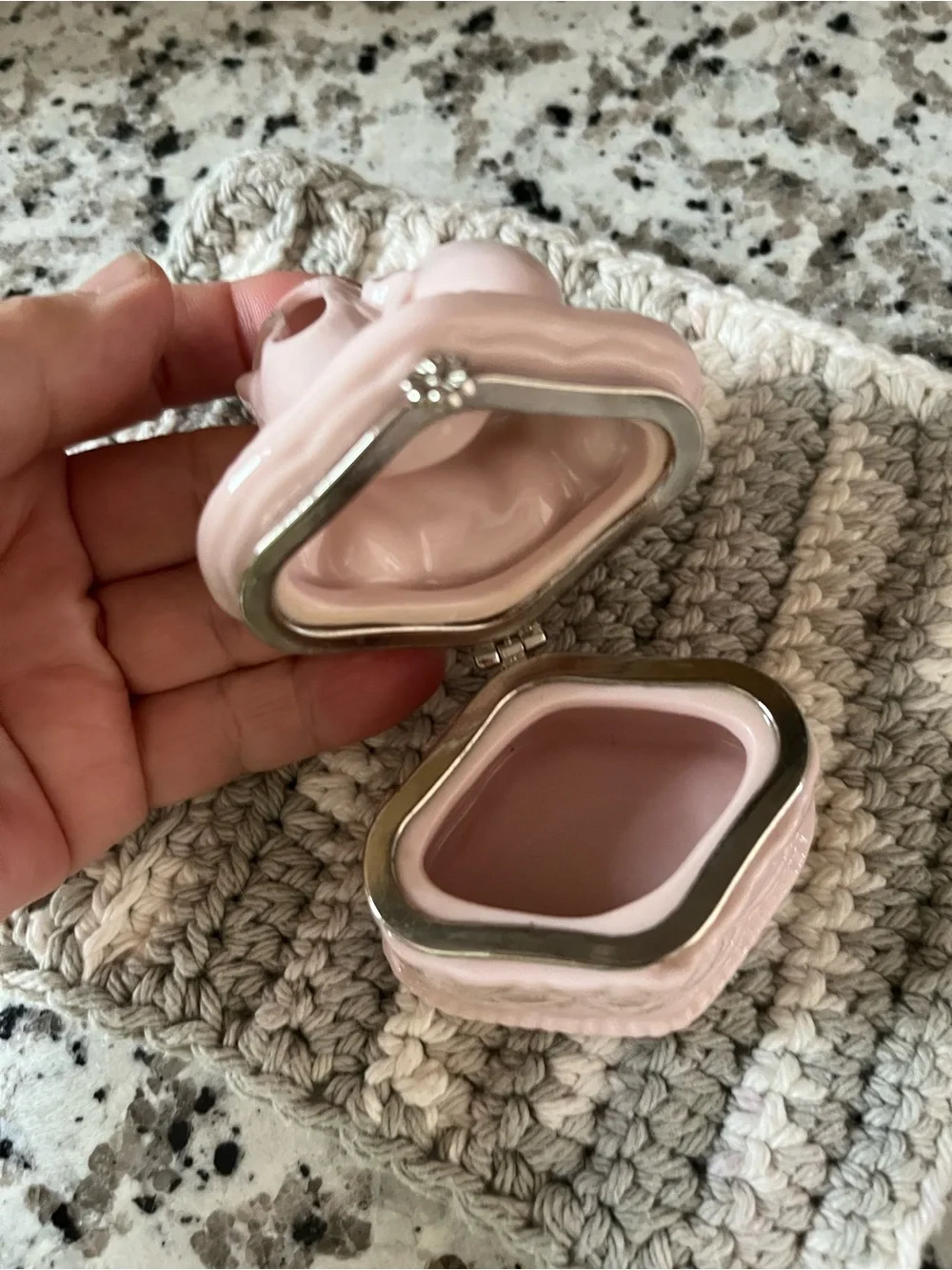 Roma delicate pink